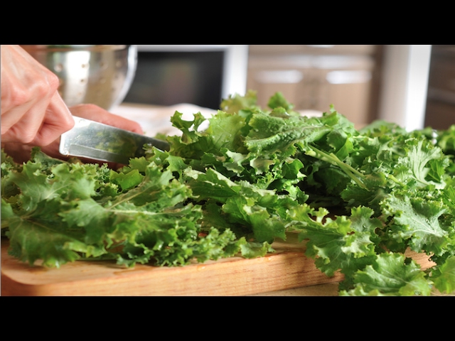 How The Cofounder of Trendy Sweetgreen Stands Out From Other Salad Chains