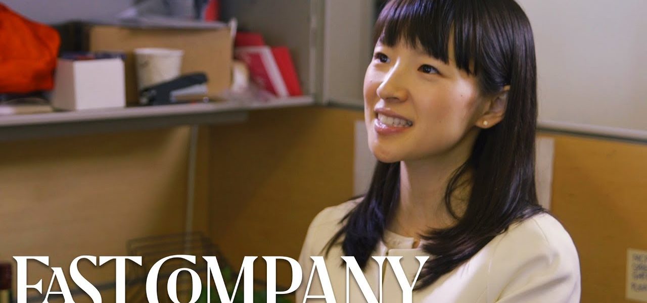 Marie Kondo Tidies My Desk (And It’s Life-Changing) | Fast Company
